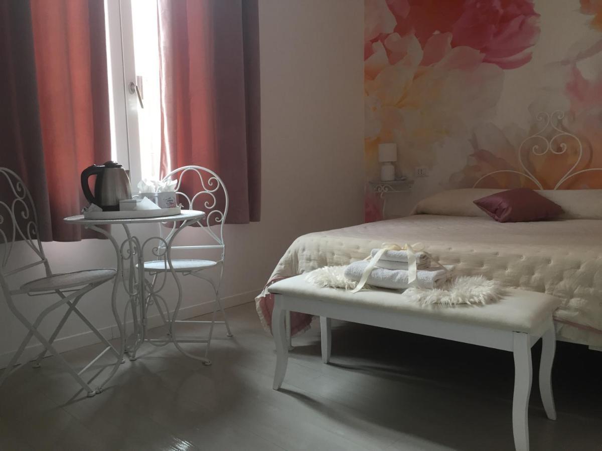 Le Camere Dei Fiori Сан Ремо Екстериор снимка